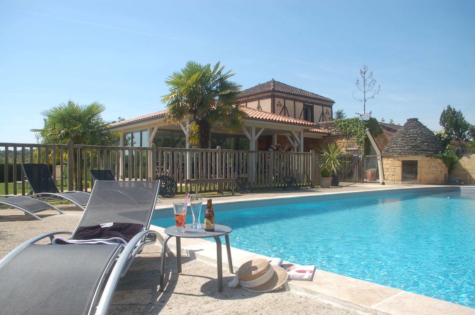 Hotel Le Mas De Castel - Piscine Chauffee Sarlat-la-Canéda Eksteriør billede